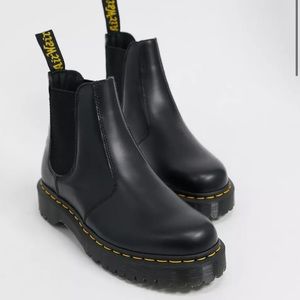 Dr Martens 2976 Bex Chelsea Boots in Black Smooth